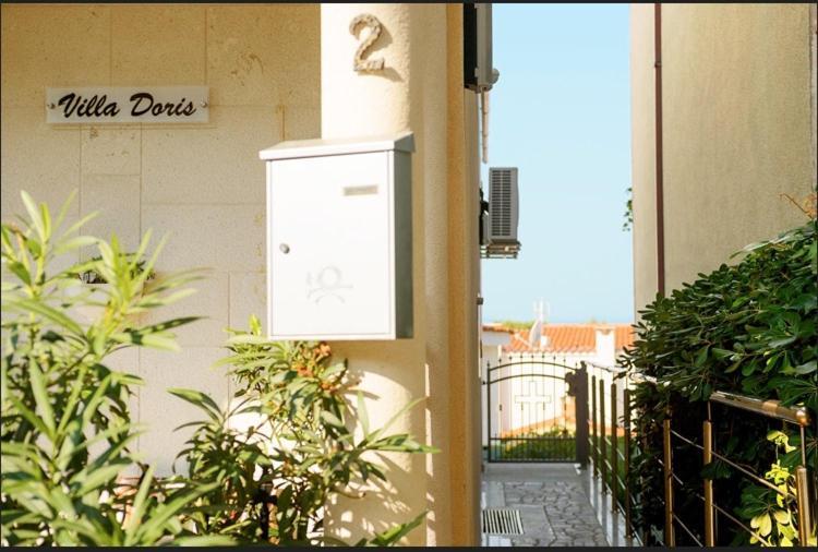 Vila Doris Hotel Baška Voda Exterior foto